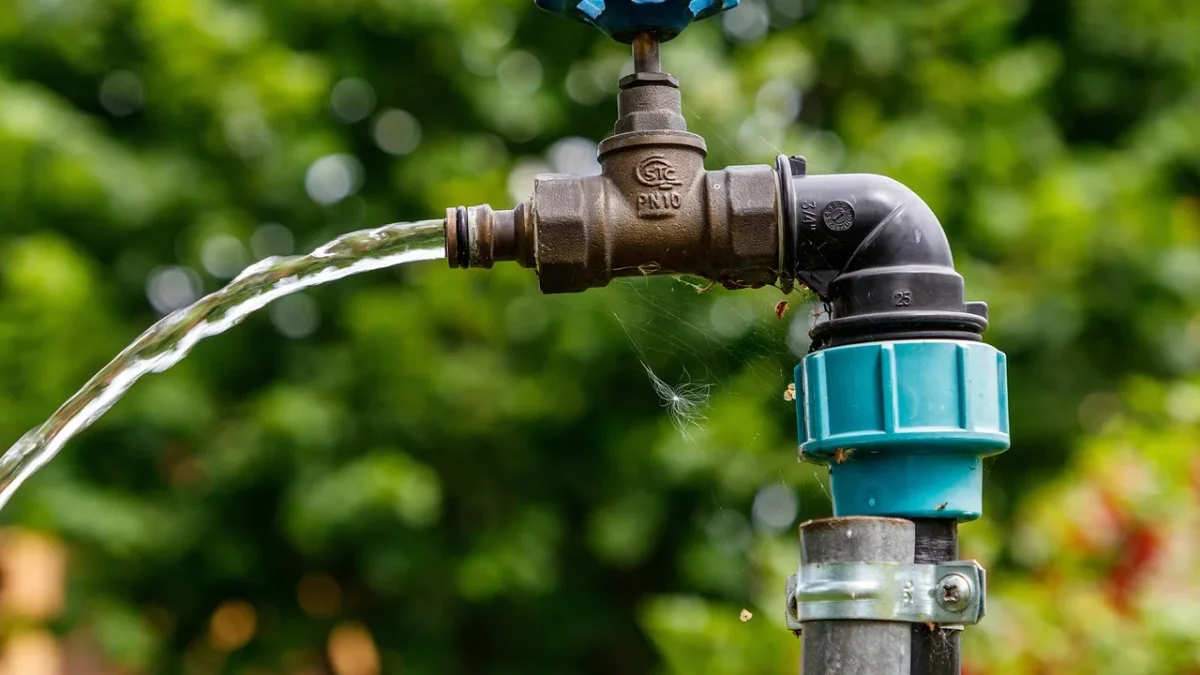 How to Winterize a Hose Timer